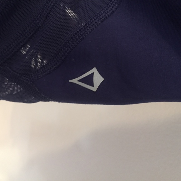 Lululemon Ivviva Blueberry Jam Urbanite Leggings - Picture 4 of 5